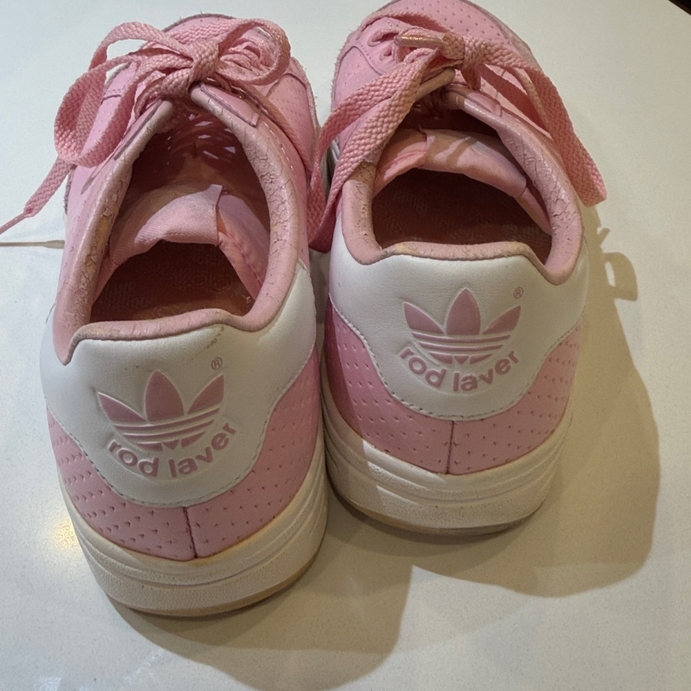 RARE adidas Rod Laver pink Tennis shoe sneaker sz 9 $200 great condition